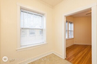 1025 W Altgeld St, Unit #1B in Chicago, IL - Building Photo - Building Photo