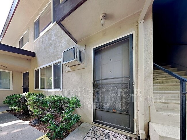 property at 2526 G St