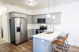 1794 W Eaglewood Dr in Eagle Mountain, UT - Building Photo - Building Photo