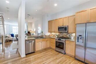 4310 Buena Vista St in Dallas, TX - Foto de edificio - Building Photo