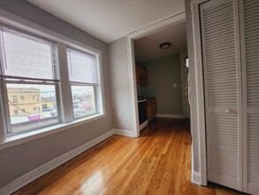 3723 W Grand Ave in Chicago, IL - Building Photo - Building Photo