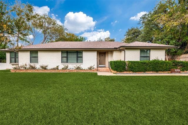 property at 5731 Berkshire Ln