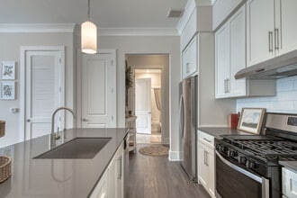 Vickers Roswell in Roswell, GA - Building Photo - Building Photo