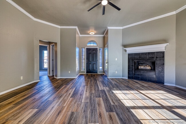 4105 Notting Hill Dr in Moore, OK - Foto de edificio - Building Photo