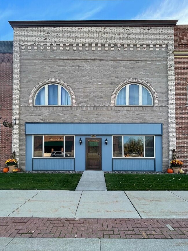 property at 323 W Main St