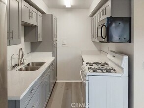 1006 Boynton St in Glendale, CA - Building Photo - Building Photo