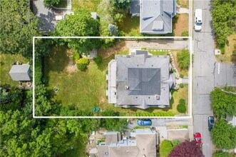 29 Champlin St in Newport, RI - Foto de edificio - Building Photo