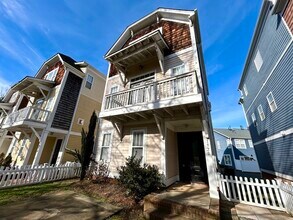 1920 Lela Avenue in Charlotte, NC - Building Photo - Building Photo