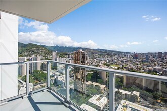 1500 Rycroft St, Unit 402 in Honolulu, HI - Foto de edificio - Building Photo