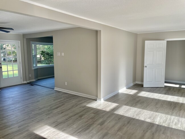 518 Platinum St in Fayetteville, NC - Building Photo - Building Photo
