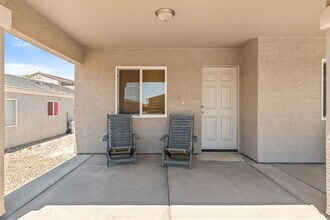 2631 Bear Mountain Lp in Bullhead City, AZ - Building Photo - Building Photo