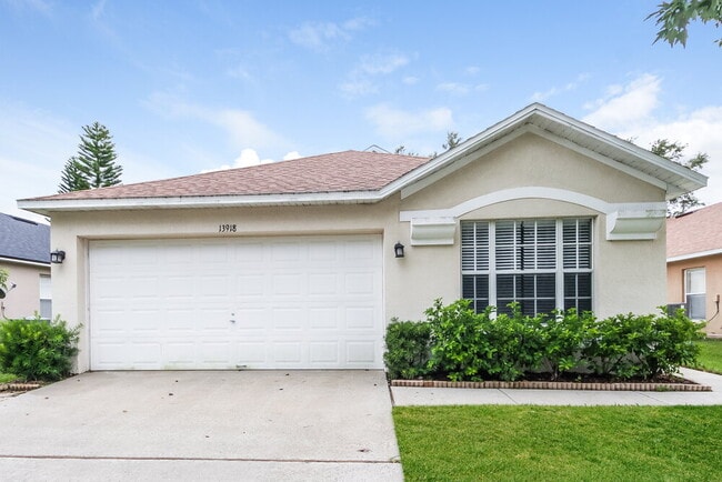 property at 13918 Valleybrooke Ln