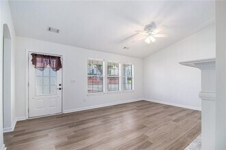 430 Fairlawn Dr in Stockbridge, GA - Building Photo - Building Photo