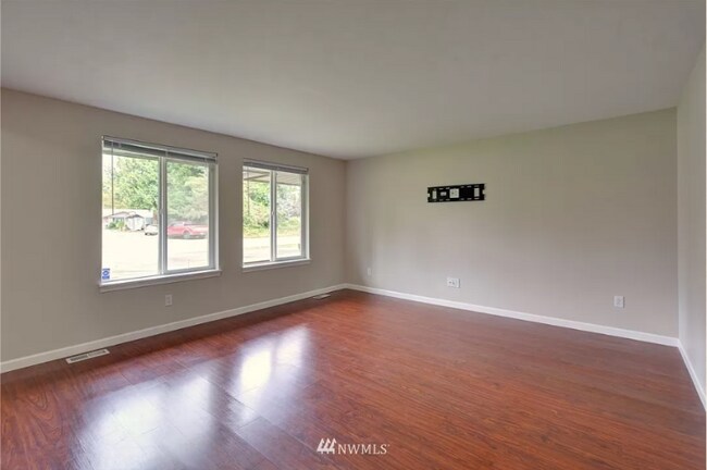 4804 196th Pl NE-Unit -1 in Arlington, WA - Building Photo - Building Photo