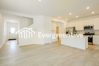 8953 Willis Wy in Avon, IN - Building Photo - Building Photo