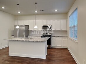 6233 Bridlewood Ln in Douglasville, GA - Foto de edificio - Building Photo