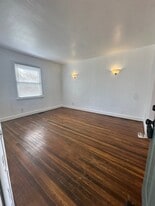 3735 Lenoir Cir in Norfolk, VA - Building Photo