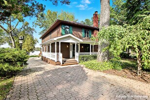 22806 W Loon Lake Blvd in Antioch, IL - Building Photo