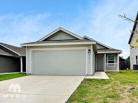 9611 Littleton Grist in San Antonio, TX - Building Photo