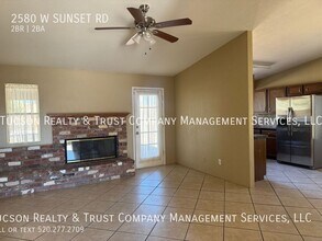 2580 W Sunset Rd in Tucson, AZ - Building Photo - Building Photo
