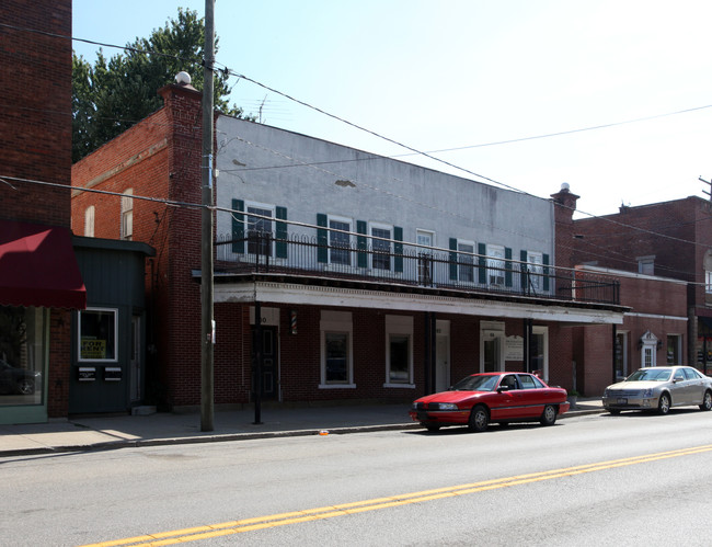 60-64 S Main St in Johnstown, OH - Foto de edificio - Building Photo