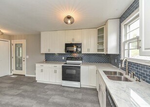 146 Cranwill Dr in Hendersonville, TN - Building Photo - Building Photo