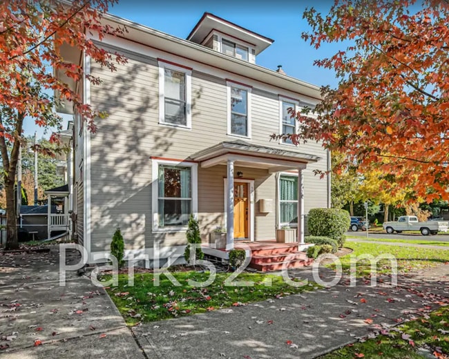 property at 401 N M St