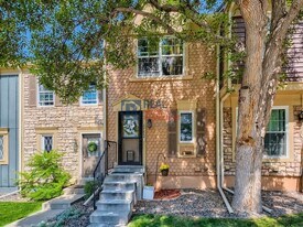 2785 E Nichols Cir in Centennial, CO - Building Photo