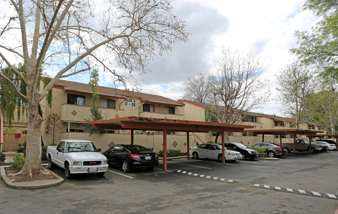 Amberwood in Concord, CA - Building Photo