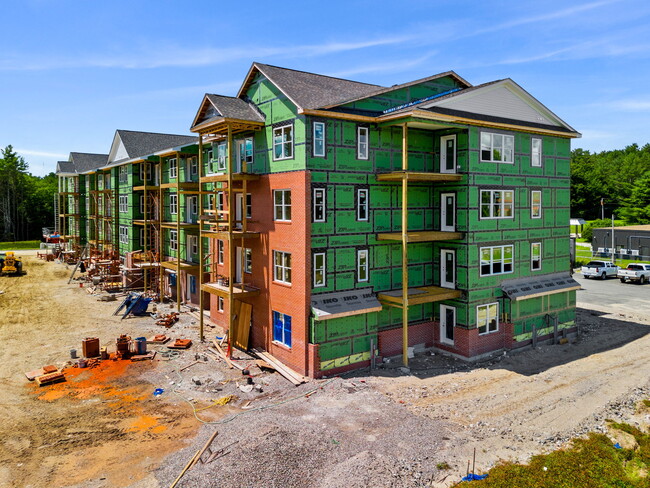 Mount Auburn Apartments in Auburn, ME - Building Photo - Building Photo