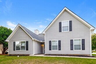 76 Waters Edge Way in Fayetteville, GA - Building Photo - Building Photo