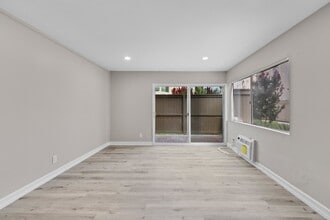 212 S Kraemer Blvd, Unit 709 in Placentia, CA - Building Photo - Building Photo