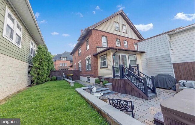 62 S Hamilton St in Doylestown, PA - Building Photo - Building Photo