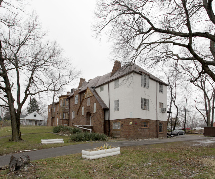 2080-2090 E Fifth Ave in Columbus, OH - Foto de edificio