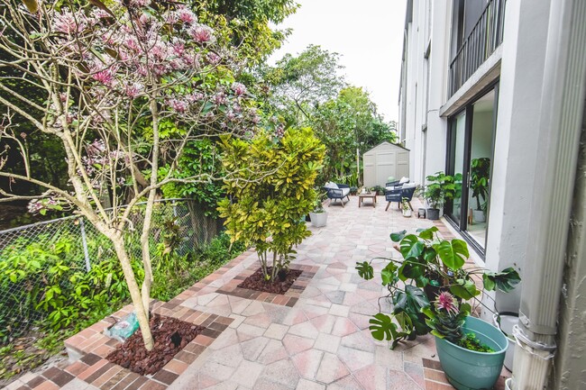 property at 501 SW 11th Pl