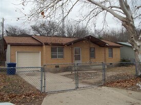 910 Hill St in Copperas Cove, TX - Building Photo