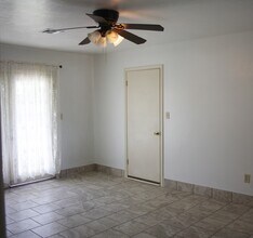 208 W Wayne St in Edmond, OK - Building Photo - Building Photo