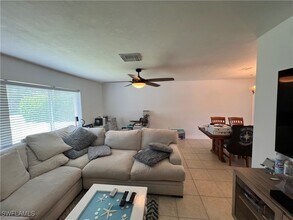 858 Rose Way in Naples, FL - Building Photo - Building Photo