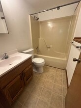 1383 Parkside Dr in Junction City, KS - Building Photo - Building Photo
