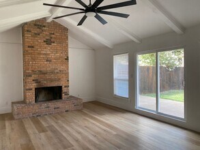 4351 Altamesa Blvd in Fort Worth, TX - Building Photo - Building Photo