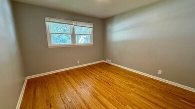 1436 Plymouth Ave SE in Grand Rapids, MI - Building Photo - Building Photo
