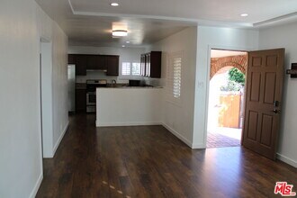 12318 San Fernando Rd in Los Angeles, CA - Building Photo - Building Photo