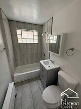 6719 N California Ave in Chicago, IL - Building Photo - Building Photo
