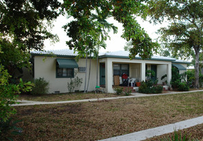 1925 Washington St Apartments