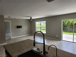 3754 NE 16th Pl in Cape Coral, FL - Building Photo - Building Photo