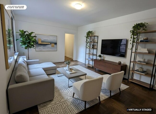 property at 779 Riverside Dr