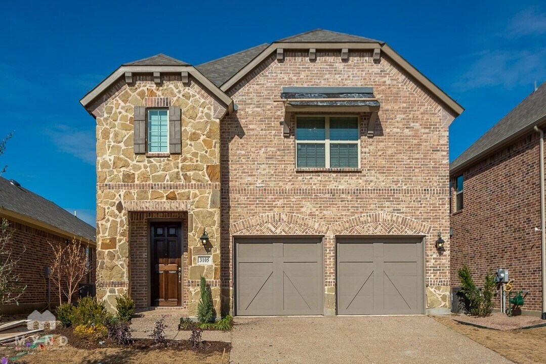 3105 Damsel Sauvage Ln in Lewisville, TX - Building Photo