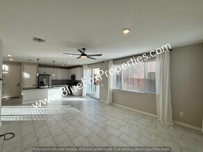 1048 E Descent St in Tucson, AZ - Building Photo - Building Photo