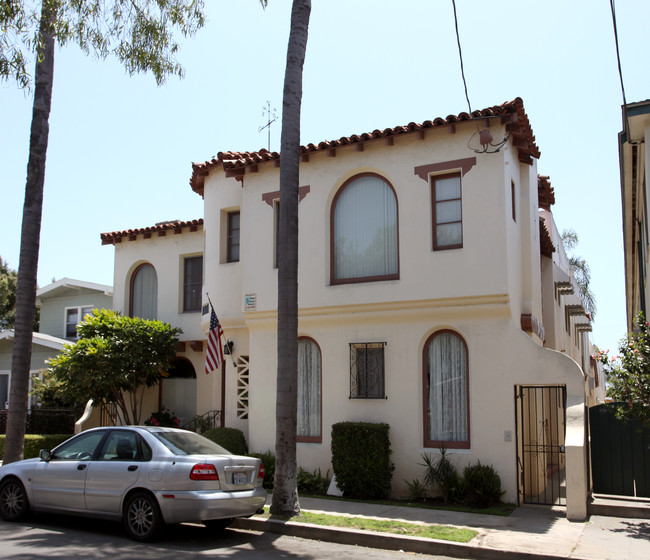 1508 E 5th St in Long Beach, CA - Foto de edificio - Building Photo