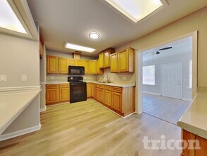 6423 4th Ave NE in Bradenton, FL - Building Photo - Building Photo